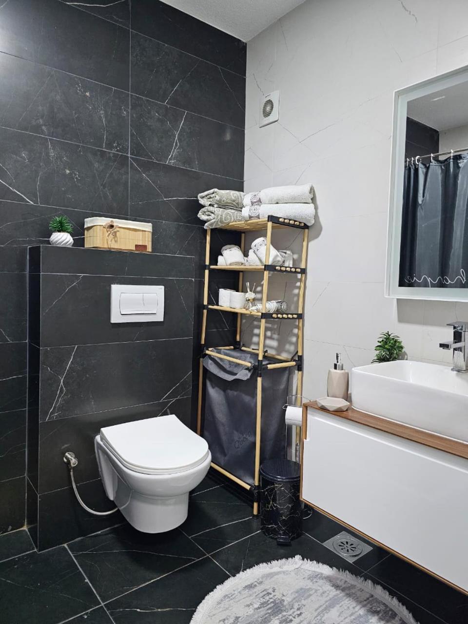 Cozy Apartment - 2 Bedrooms In The Best City Area. Ferizaj Exteriér fotografie